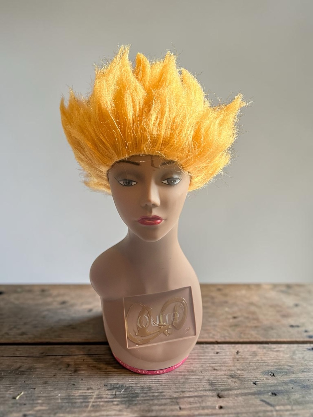 Bright Yellow Super Saiyan Goku Anime Cosplay Wig NWOT